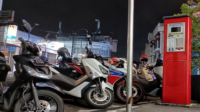 Pekan Depan Tarif Parkir Kota Bandung Naik, Ini Besaran Lengkapnya