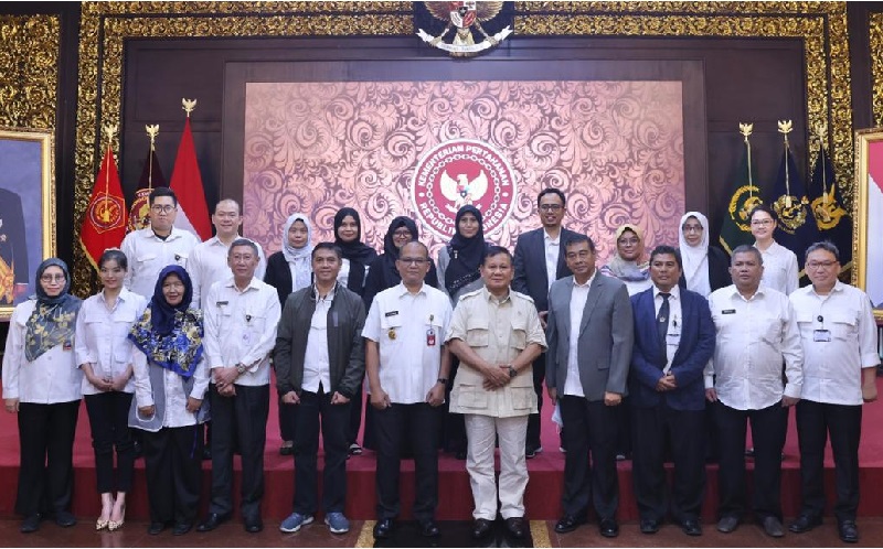 Cerita Prabowo Sering Diskusi Sampai Larut hingga Dianggap PhD oleh Habibie