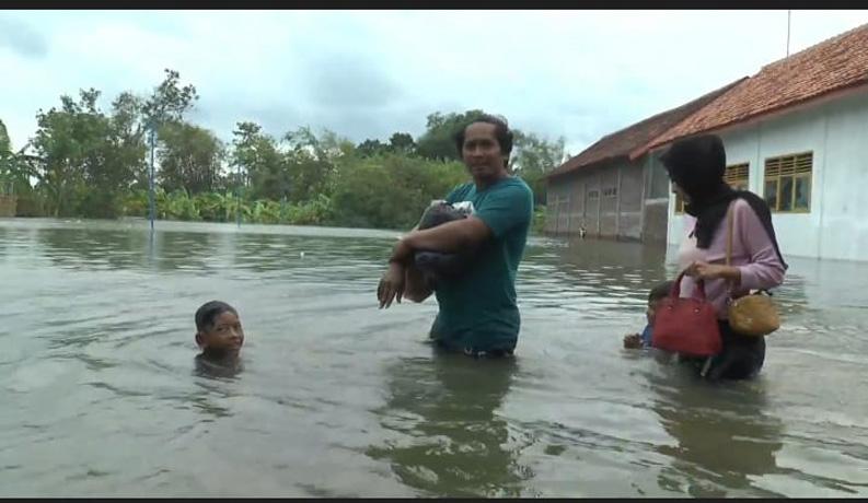 Ratusan Desa di Demak Terendam Banjir, Puluhan Rumah Rusak dan Roboh 