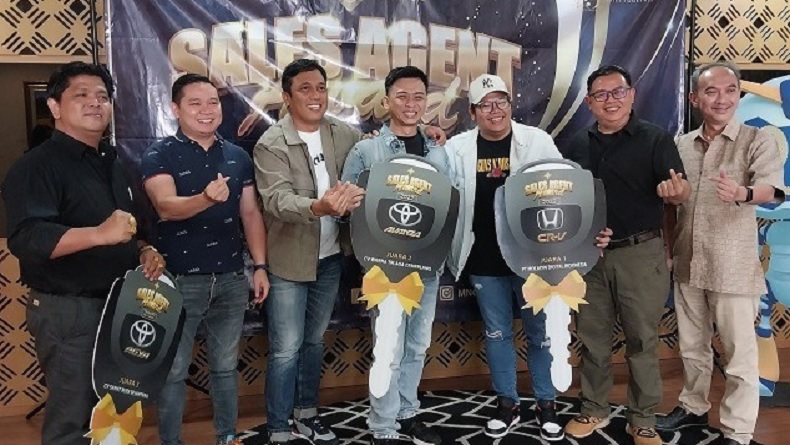 MNC Finance Beri Hadiah 3 Unit Mobil untuk Top Elite Sales Agent 2022  