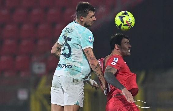 Hasil Monza Vs Inter Milan: Drama 4 Gol, Kemenangan Nerazzurri Sirna di Menit Akhir