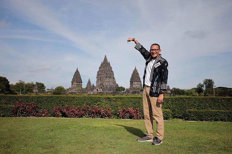 Jelang Liburan Imlek 2023, Sandiaga Uno: Berwisata di Indonesia Saja!