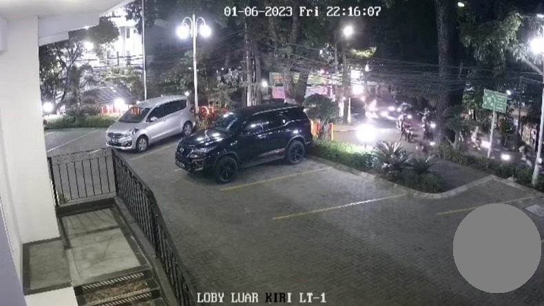 Viral Gerombolan Bermotor Serang Mahasiswa Unisba di Tamansari Bandung