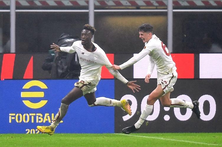 Hasil AC Milan Vs AS Roma: Cetak Gol Menit Akhir, Tammy Abraham Bikin Rossoneri Gigit Jari