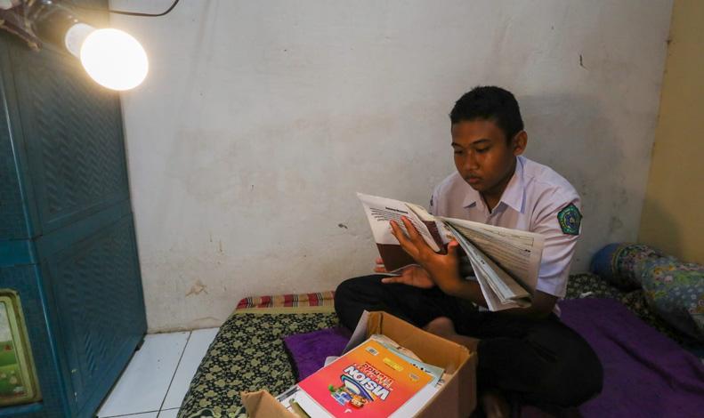 Kisah Sunarti, Buruh Penerima Bantuan Listrik dan RTLH Kini Tak Lagi Nebeng Tetangga 