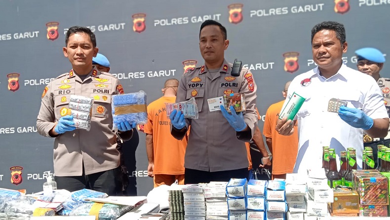 Polisi Gagalkan Peredaran Puluhan Ribu Butir Psikotropika dan Obat Keras di Garut