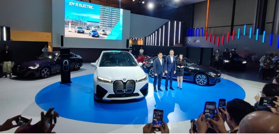 BMW Cetak Penjualan 3.742 Unit, Rekor Tertinggi Sepanjang 21 Tahun di Indonesia