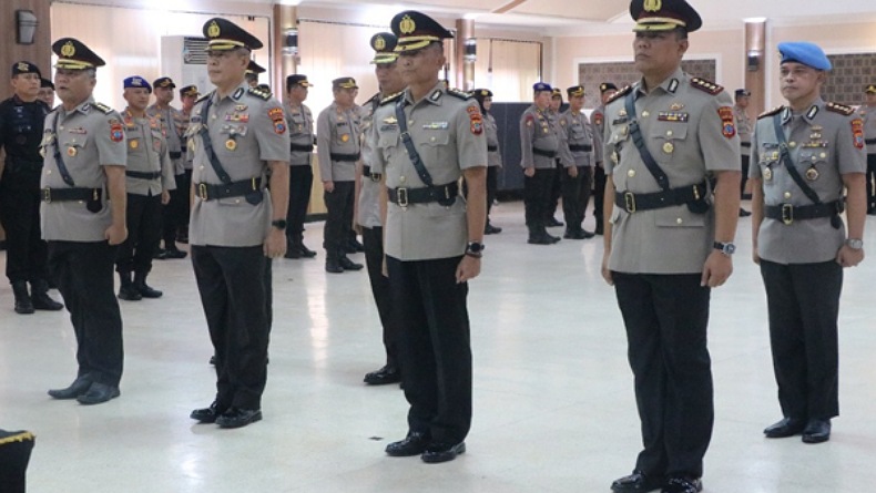 Pimpin Sertijab Wakapolda dan 4 Pejabat Utama, Kapolda Sulut Sampaikan Ini