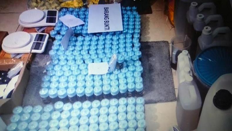 Polisi Gerebek Laboratorium Narkoba di Jakbar, Sabu Dijadikan Liquid Vape
