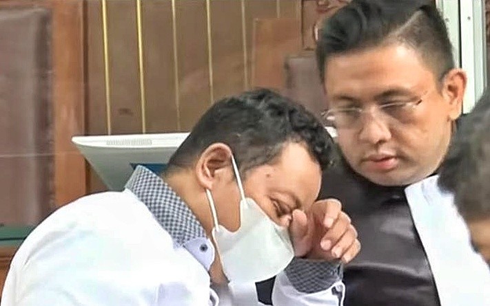 Momen Kuat Ma'ruf Nangis usai Jaksa Tuntut 8 Tahun Penjara