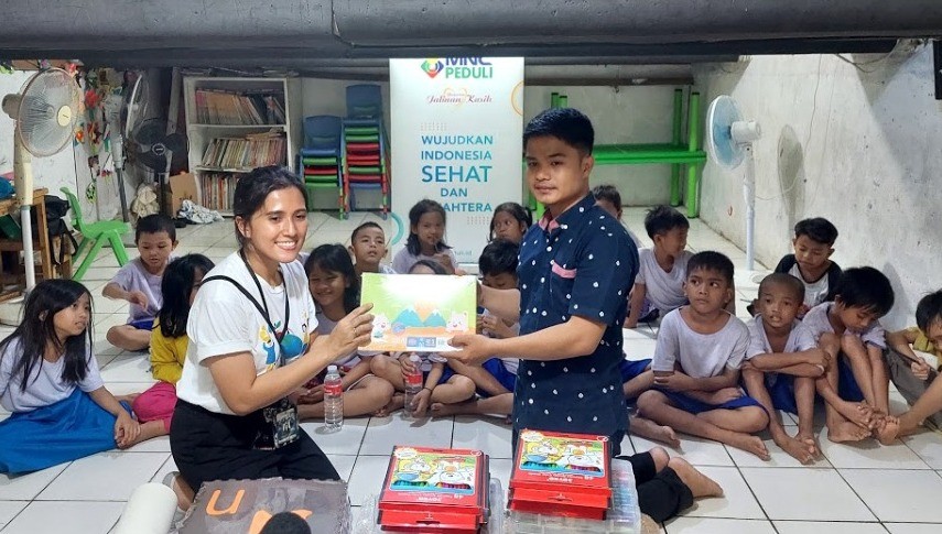 Dorong Literasi Anak, MNC Peduli Salurkan Bantuan Peralatan Perpustakaan