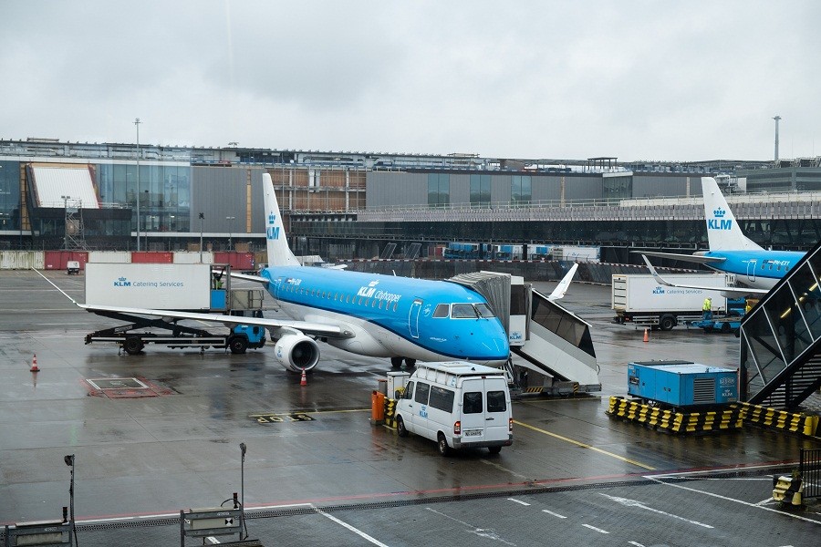 Kekurangan Karyawan, Bandara Utama Belanda Pangkas 14.500 Penerbangan