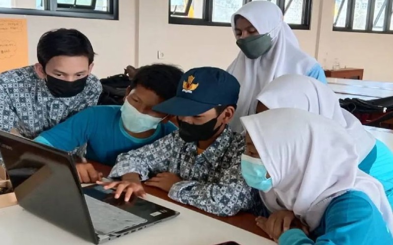 Kisah SMP di Lembang KBB Ditinggalkan Murid, Kini Maju dengan Pembelajaran Kontekstual