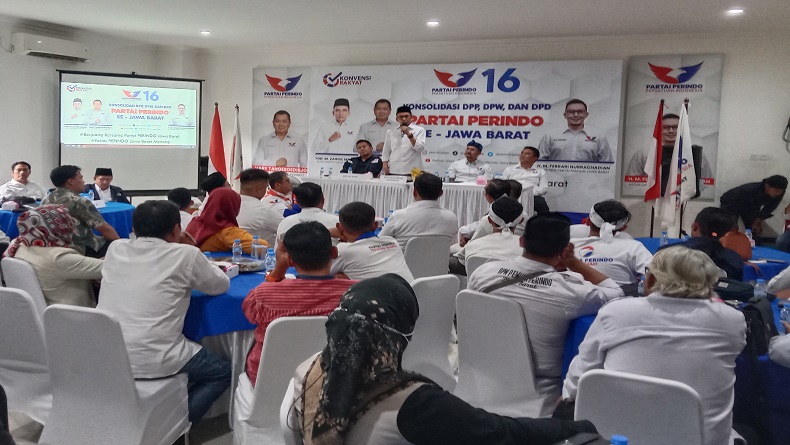 TGB Ingatkan Kader Perindo Jabar Jangan Bosan Jaring Aspirasi Masyarakat