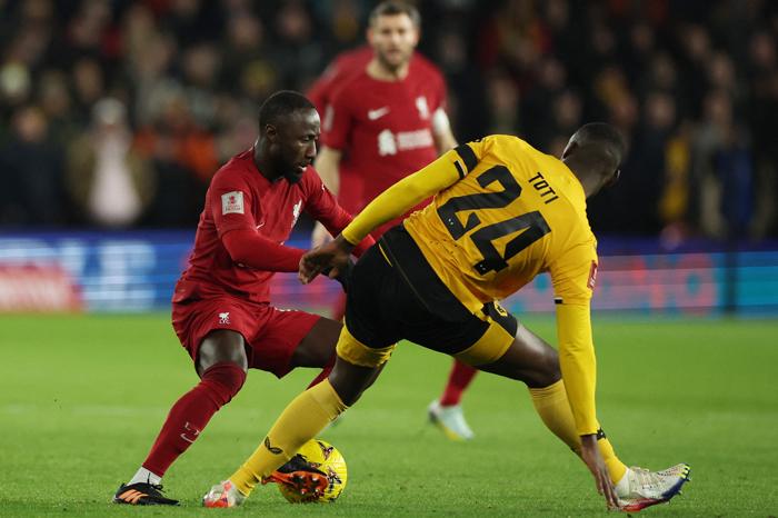 Detik-detik Insiden Mati Lampu Wolves Vs Liverpool, Selamatkan The Reds dari Kebobolan