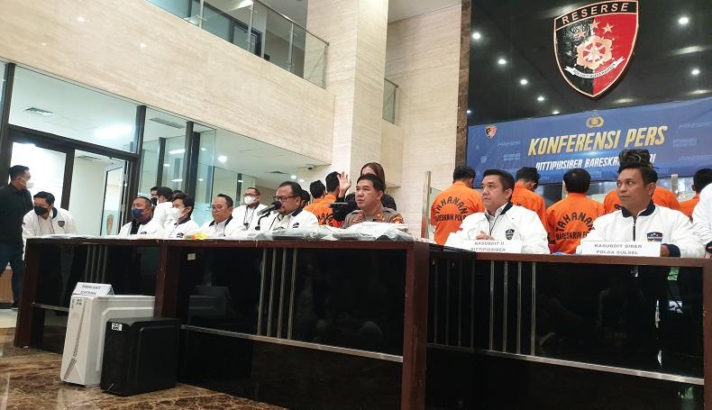 Bareskrim Tangkap 13 Komplotan Penipuan Online, Modus Kirim Link dan Aplikasi Palsu 