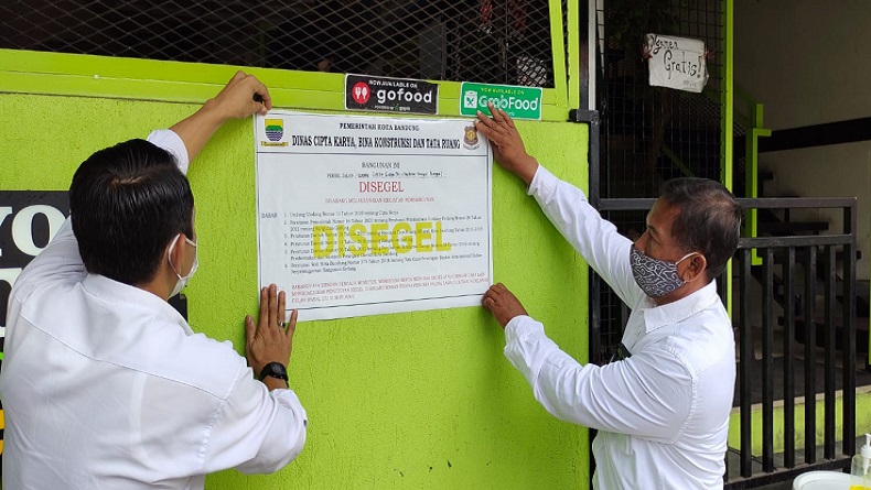 Warga Bandung Gugat Dinas Cipta Bintar, Dinilai Biarkan Bangunan Berdiri di Trotoar
