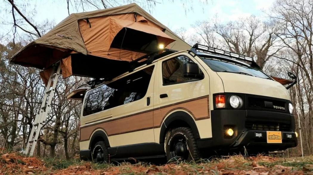 Keren, Mobil Travel Ini Disulap Jadi Campervan Bergaya Retro