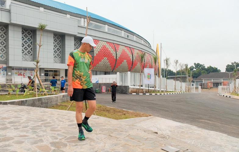  Sidak Kompleks Jatidiri Semarang, Ganjar Geram Temukan Bangunan Rusak dan Banyak Lubang