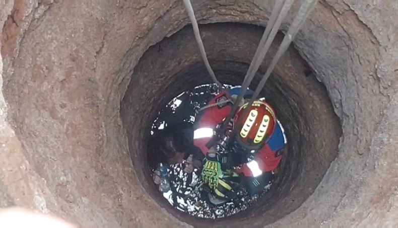 Halusinasi Mencari Anaknya, Perempuan Ini Tercebur ke Sumur Sedalam 15 Meter