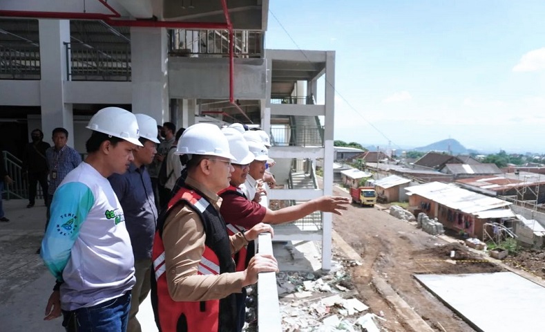 Pasar Induk Kota Batu Segera Rampung, Ini Harapan Pj Wali Kota Aries Paewai 