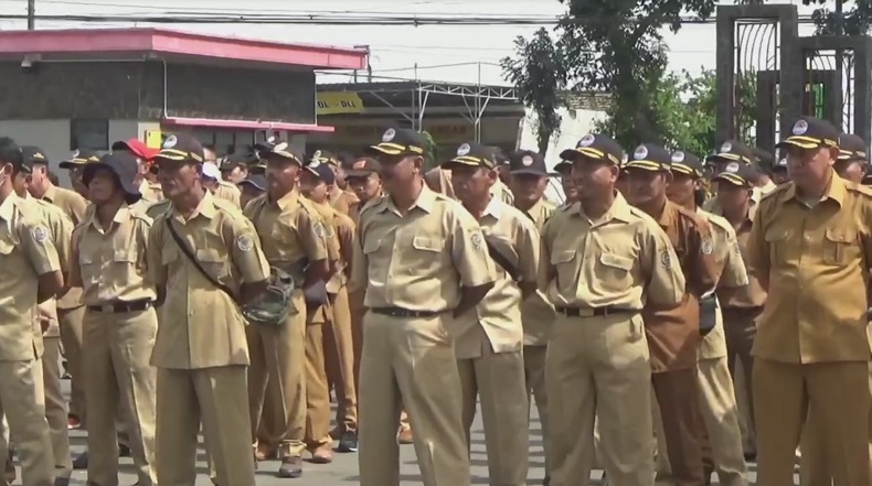 Bupati Tulungagung Lepas Ratusan Perangkat Desa Ikut Silatnas di Jakarta