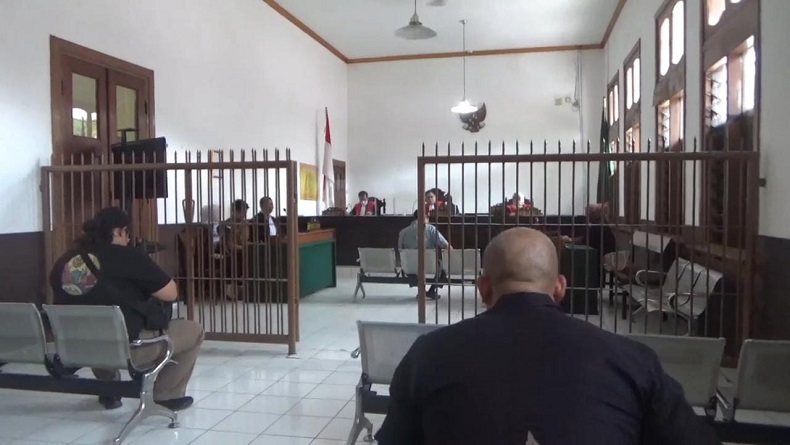 Hakim Tolak Eksepsi Terdakwa Pemilik Bangunan di Surya Sumantri Bandung, Perkara Dilanjutkan