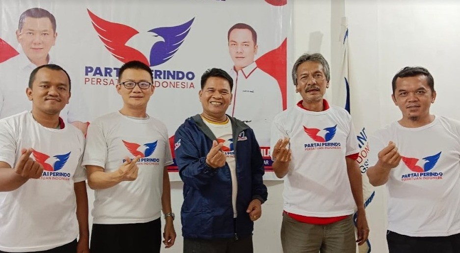 Kunjungi DPD Partai Perindo Pematang Siantar, Dokter Sortaman Saragih Minta Kader Persiapkan Pemilu 2024