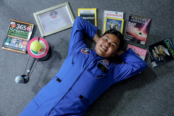 Keren! Siswa SMA dari Jawa Barat Ini Ikut Luncurkan Roket Milik NASA