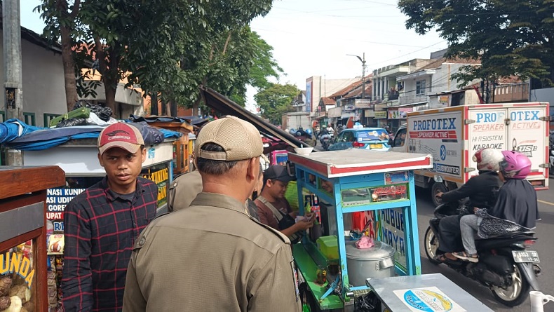 Relokasi PKL Tegallega dan Alun-alun Bandung Ditarget Selesai Desember 2023