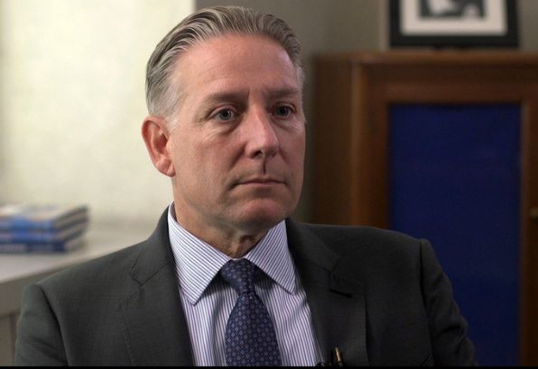  Mantan Pejabat FBI Didakwa Lakukan Pencucian Uang, Ternyata Kerja untuk Miliuner Rusia