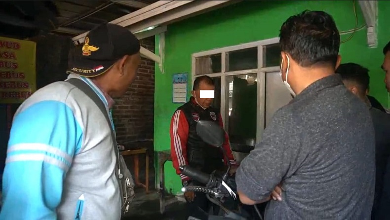 Tepergok Curi Tabung Gas, Pria Paruh Baya Nyaris Dihajar Massa di Padalarang KBB