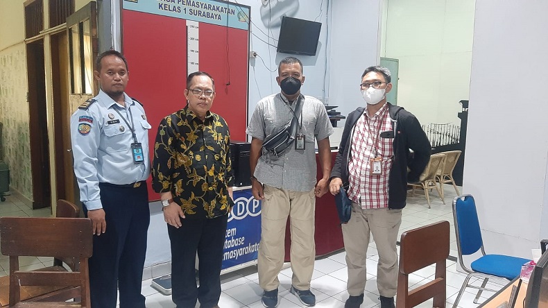 Jaksa KPK Eksekusi Mantan Hakim Itong Isnaeni Hidayat ke Lapas Kelas I Surabaya 
