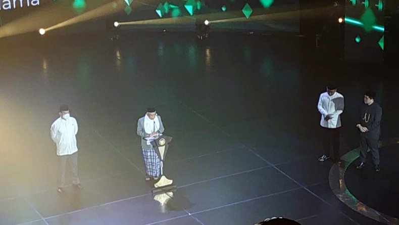 Wapres Ma'ruf Amin Terima Anugerah Penghargaan di Peringatan Harlah 1 Abad NU