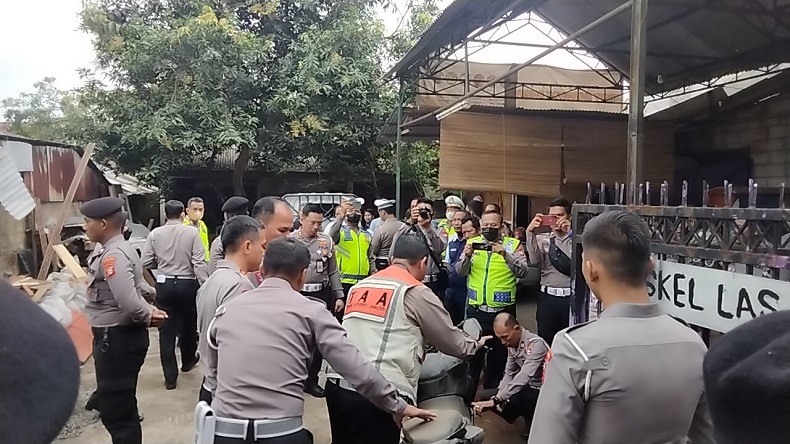 Hasya Tergeletak 45 Menit usai Ditabrak, Pensiunan Polisi AKBP Eko Setio Tunggu Ambulans Datang