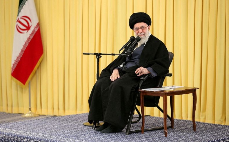 Pemimpin Tertinggi Iran Puji Tentara Serang Israel: Kita Tunjukkan Tekad Kuat!