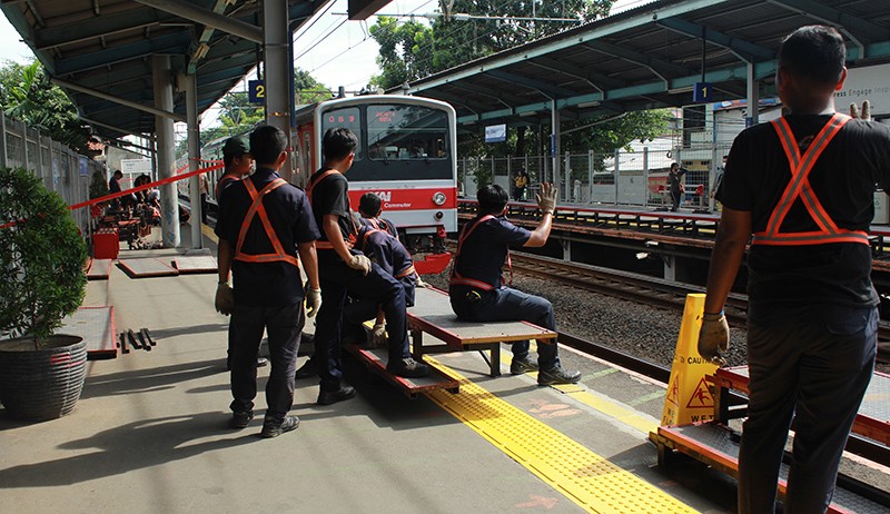 KRL Relasi Manggarai-Angke Gangguan Teknis, 4 Perjalanan Dibatalkan