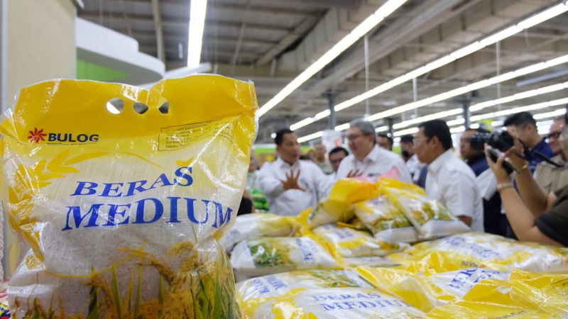 BULOG Gandeng Hypermart Perluas Jangkauan Operasi Pasar