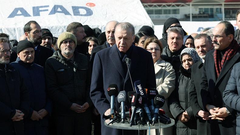 Jumlah Korban Tewas dalam Gempa Turki-Suriah Tembus 11.000 Orang