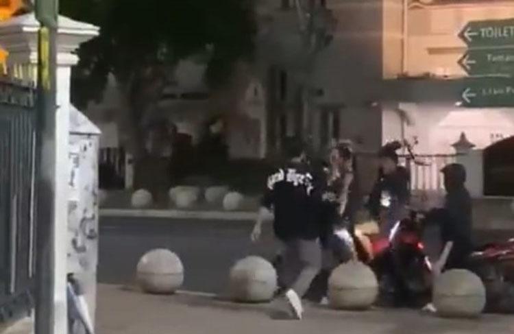 Viral, Pelaku Klitih Ayunkan Celurit di Kawasan Nol Kilometer Yogyakarta