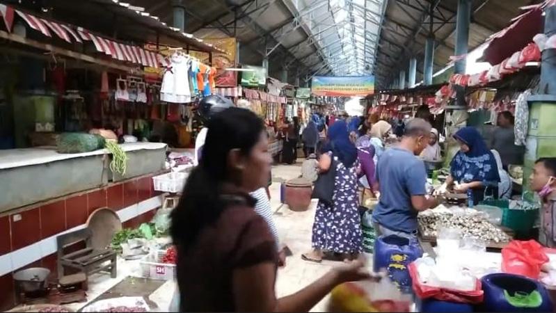  Harga Kebutuhan Pokok di Jepara Melonjak Tajam, Bawang Merah Rp60.000 per Kg