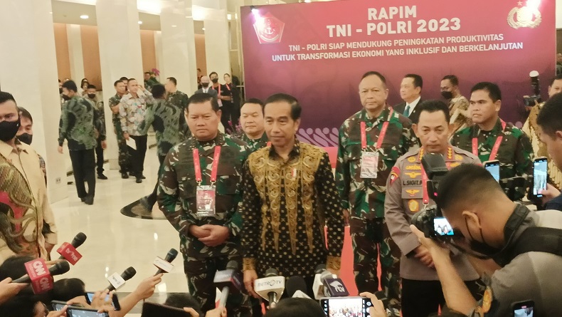 Jokowi Ingatkan Bakal Copot Pangdam hingga Kapolda yang Gagal Cegah Karhutla Besar
