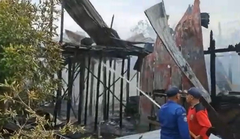 Kebakaran Rumah Panggung di Palangkaraya, Diduga Dibakar Penghuni yang Gangguan Jiwa