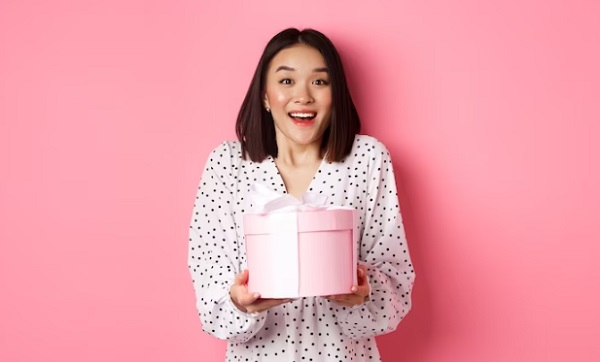 9 Hadiah Valentine 2023 Selain Cokelat untuk Ungkapan Cinta di Tanggal 14 Februari