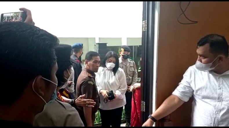 Jelang Vonis, Putri Candrawathi Enggan Tanggapi Hukuman Mati Ferdy Sambo