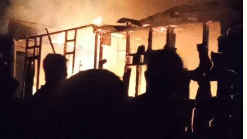 Rumah Seorang Penyuluh Agama di Dumagin Bolsel Ludes Terbakar