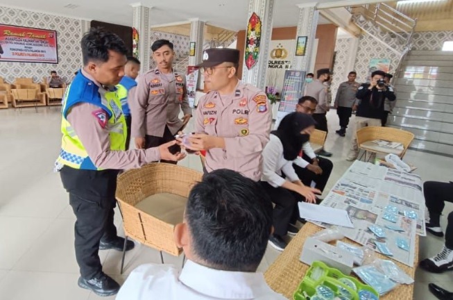 Puluhan Anggota Polresta Palangka Raya Dites Urine Dadakan, Ini Hasilnya