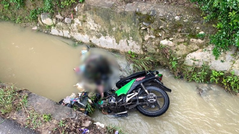 Jayawijaya Geger, Mayat Pemotor Tak Dikenal Ditemukan Tergeletak dalam Parit