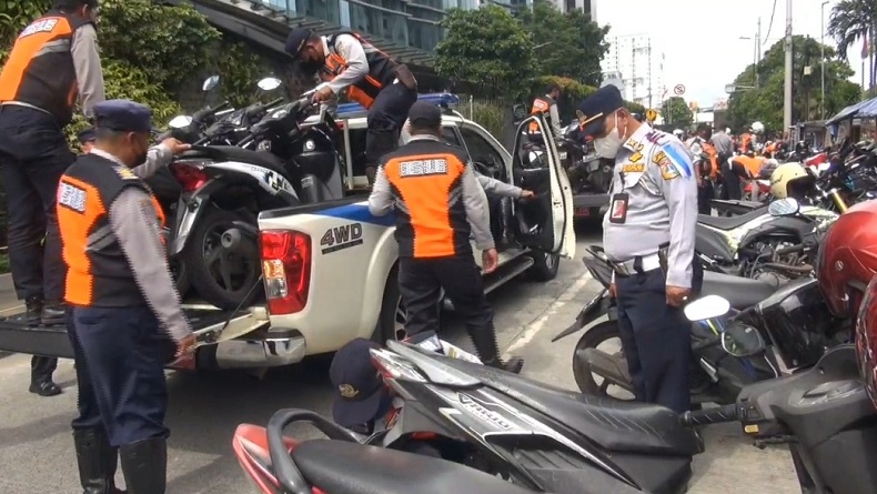 Dishub Depok Bakal Tertibkan Parkir Liar, Besaran Denda Digodok