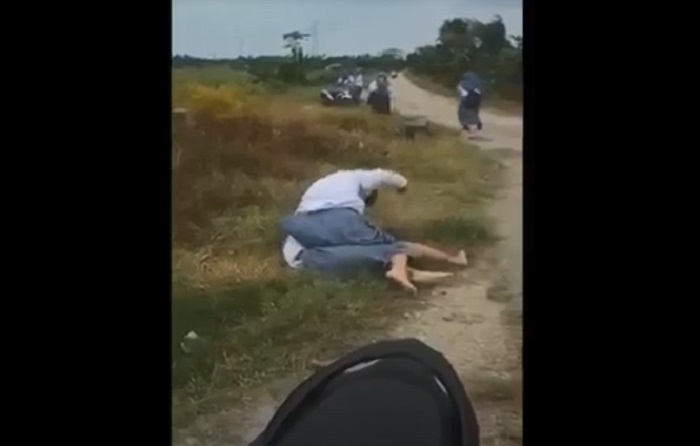 Video 2 Siswinya Adu Jotos di Pinggir Sawah Viral, Ini Kata Kepsek